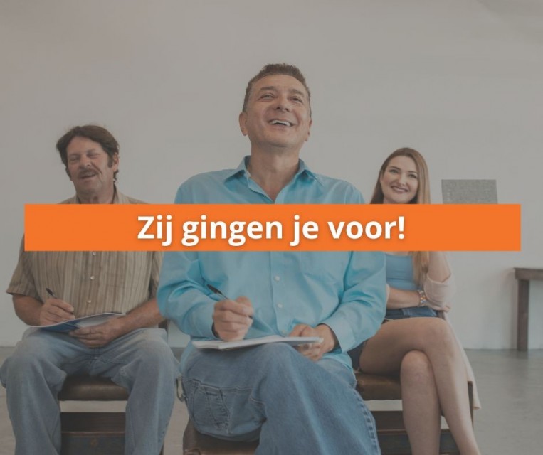 Groep werknemers die een diploma hebben behaald